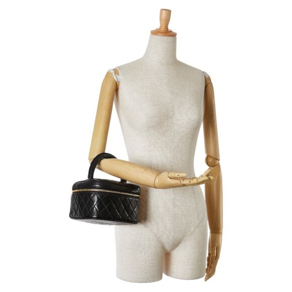 CHANEL Black Lambskin Leather Logo Vanity Bag - Picture 9 of 9